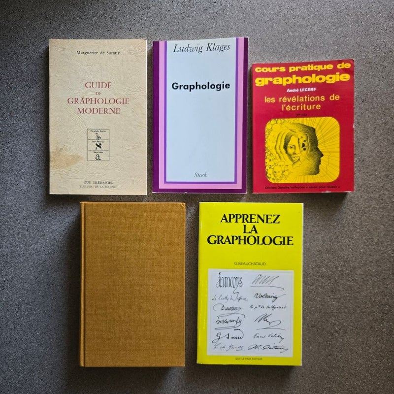 Lot of 5 Vintage French Books on Graphology
