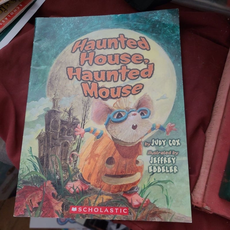 Haunted House, Haunted Mouse