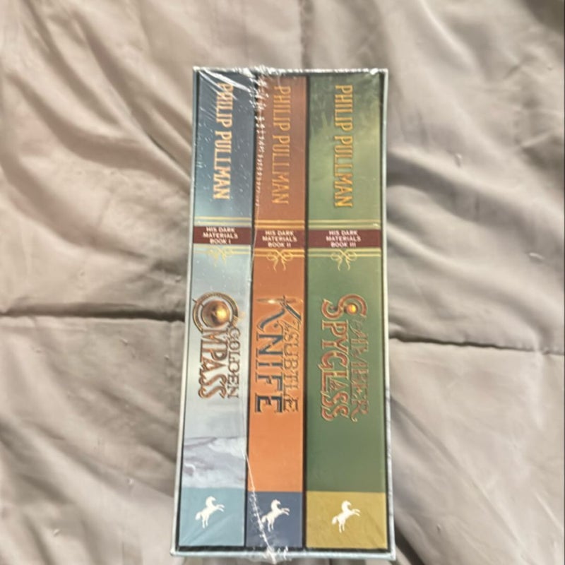 His Dark Materials 3-Book Paperback Boxed Set