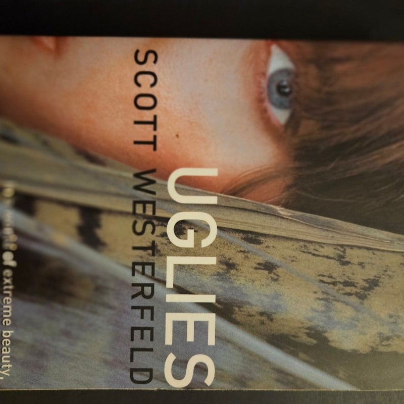 THE UGLIES TRILOGY BOOKS 