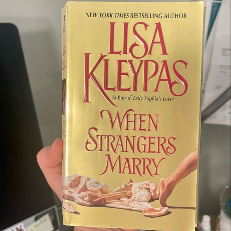 When Strangers Marry - Stepback, 1st edition 