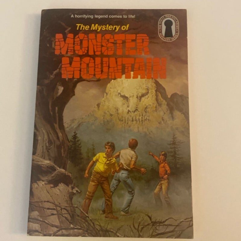 Three Investigators “Mystery Of Monster Mountain”