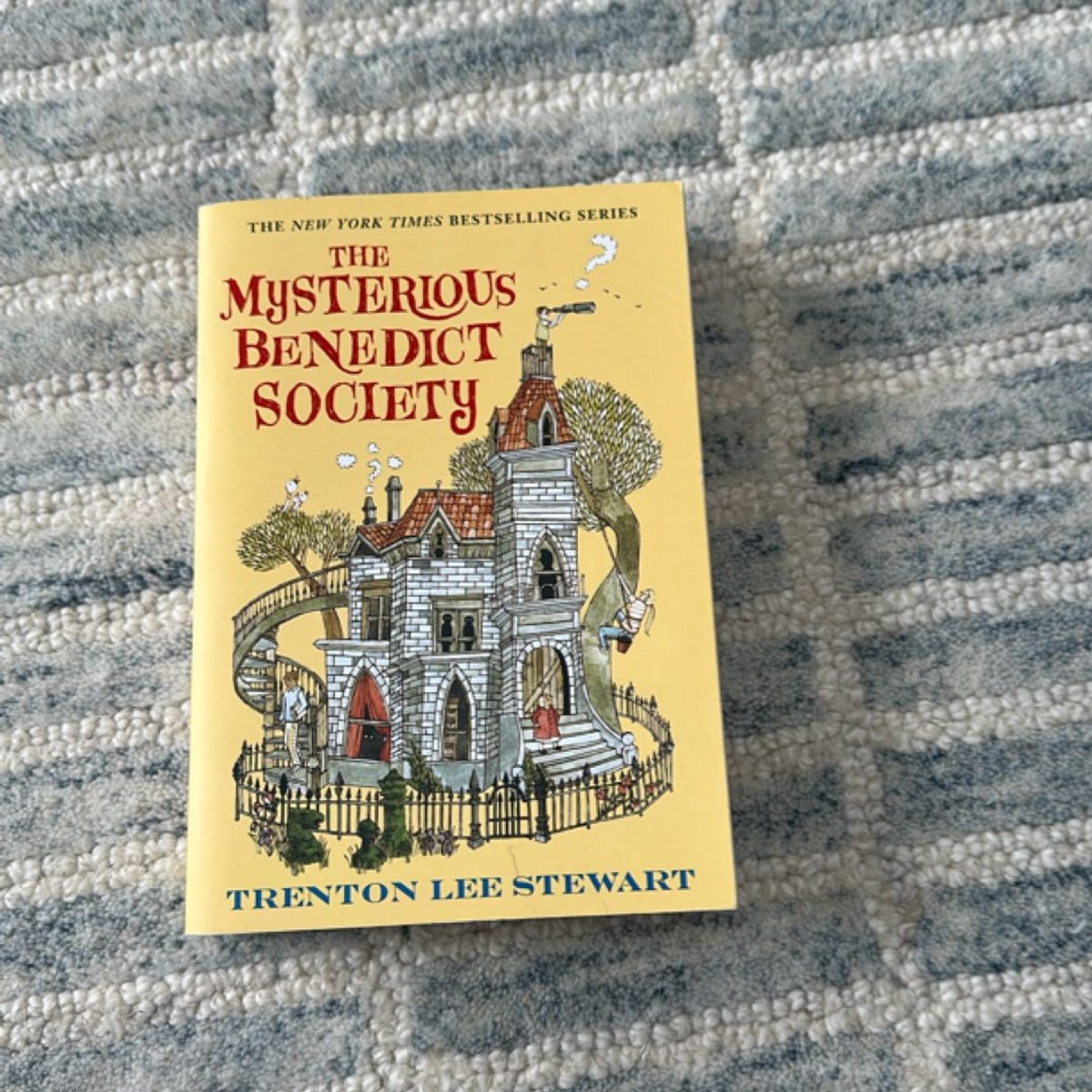The Mysterious Benedict Society by Trenton Lee Stewart, Paperback ...