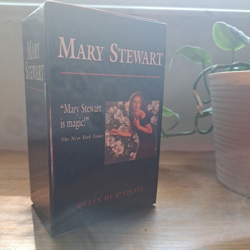 Mary Stewart Queen of Suspense Box Set