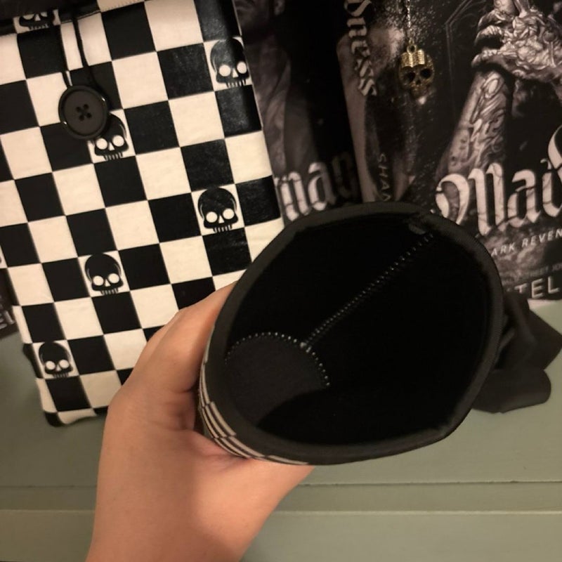 Kindle bag and coozie 