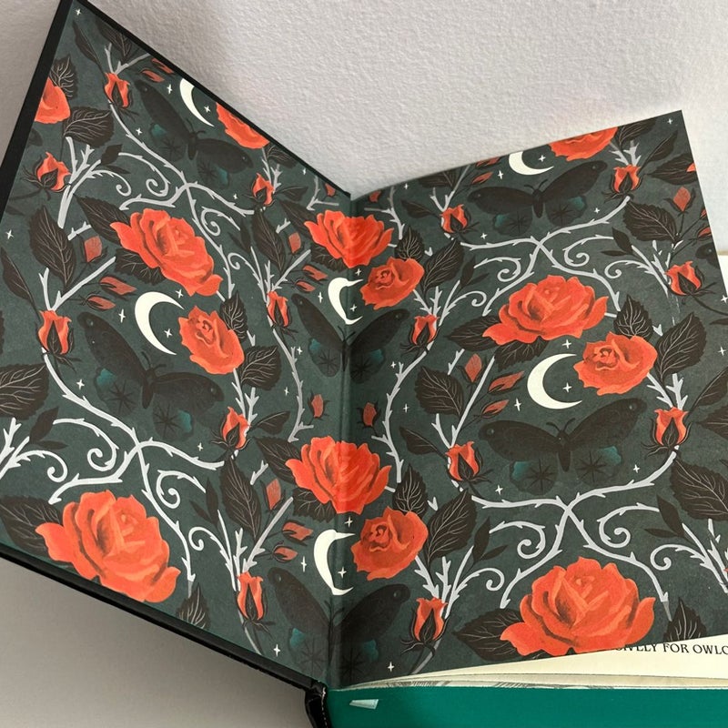 Owlcrate *SIGNED* Heartless Hunter/The Crimson Moth