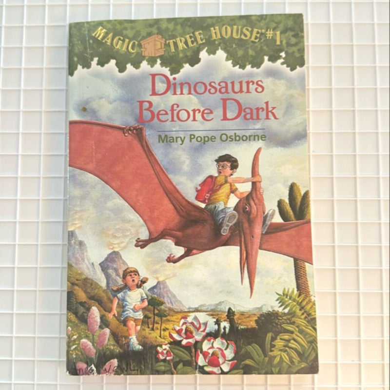 Dinosaurs Before Dark