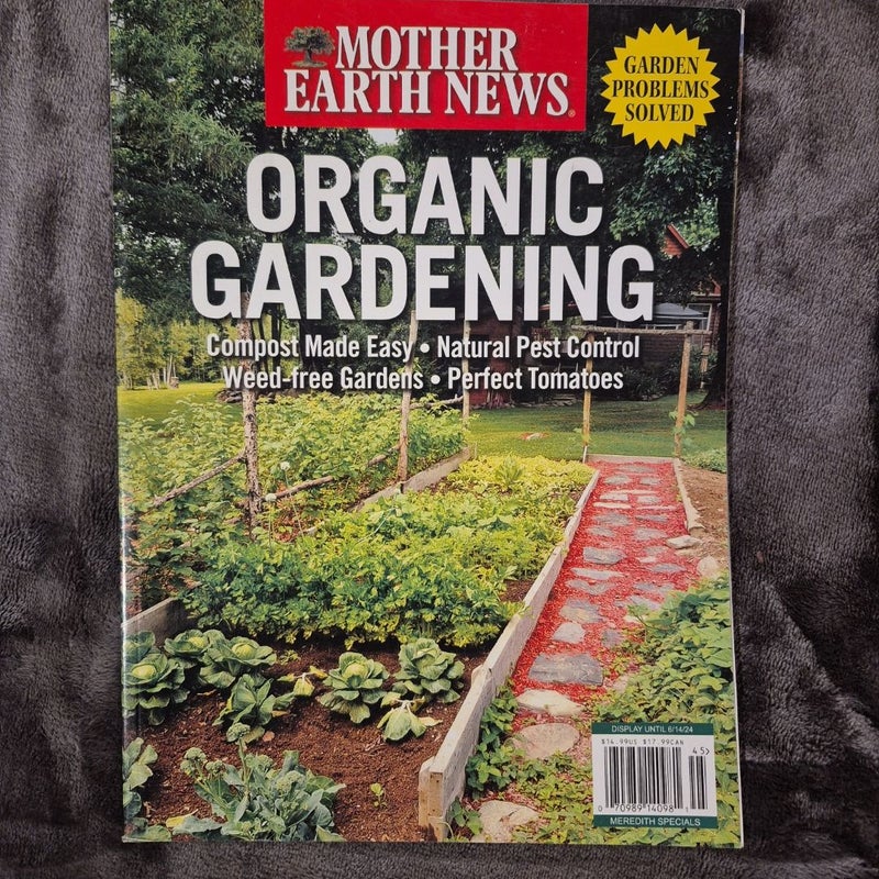 4 Mother Earth News Magazines 