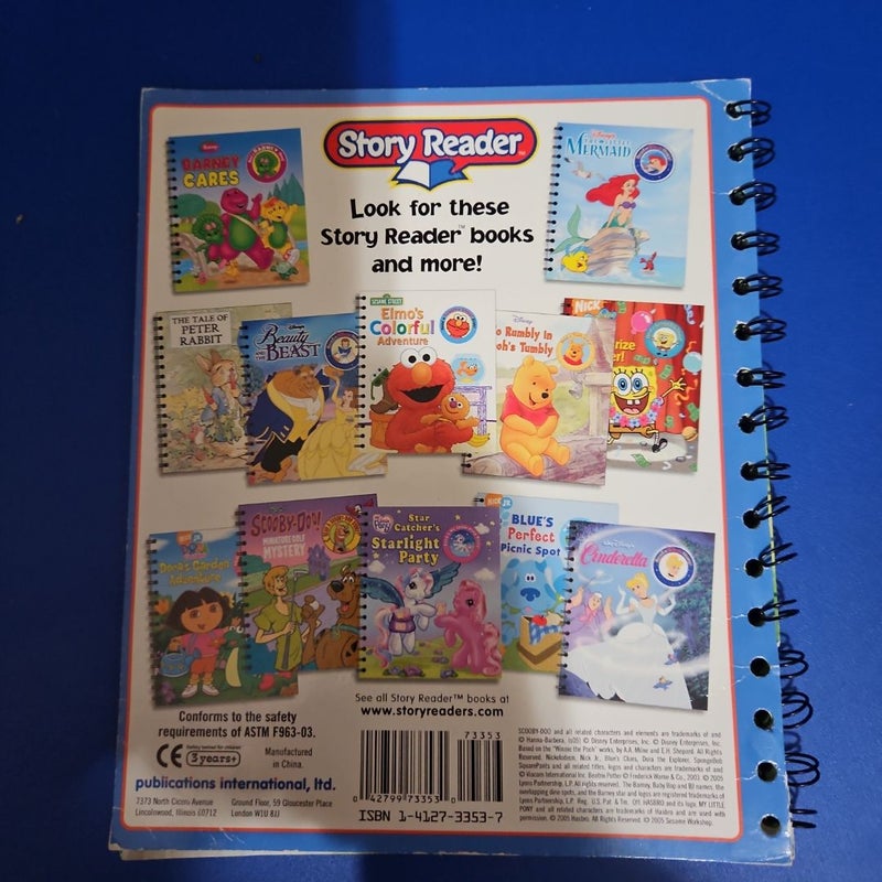 Nick Jr. Presents...DORA THE EXPLORER Story Reader Set - Includes Story Reader Device (fully operational) and three Read-Along Books, "Dora's Garden Adventure," "Dora's Art Adventure," & "The Gingerbread Boy," with their Companion Cartridge