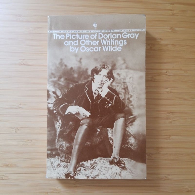 The Picture of Dorian Gray and Other Writings 