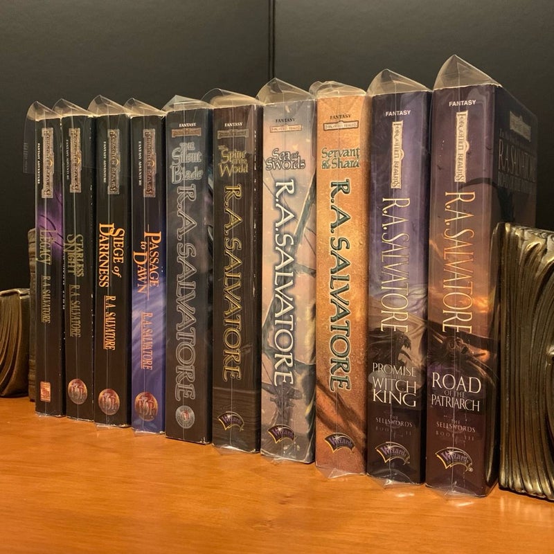 Forgotten Realms: Legend of Drizzt, 3 Complete Series: Legacy of the Drow, Paths of Darkness, Sellswords: The Legacy, Starless Night, Seige of Darkness, Passage to Dawn, The Silent Blade, The Spine of the World, Sea of Swords, Servant of the Shard, Promise of the Witch-King, Road of the Patriarch