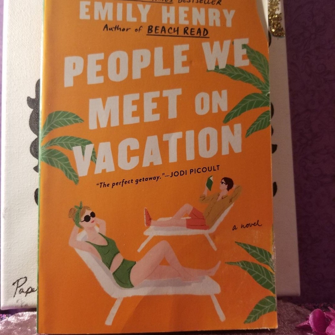 People We Meet on Vacation by Emily Henry, Paperback Pangobooks