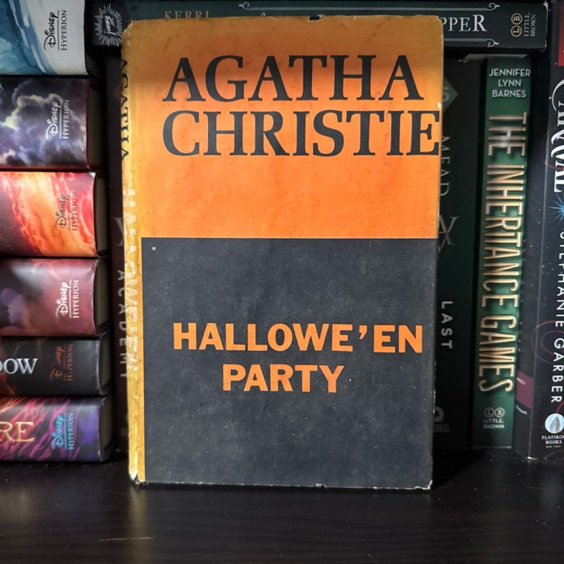 Hallowe’en Party Vintage Book Club Edition 