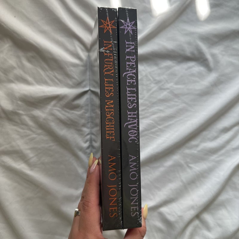 MYSTIC Amo Jones Box by Amo Jones, Hardcover Pangobooks