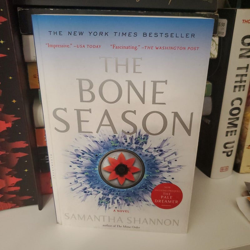 The Bone Season: A Novel: Shannon, Samantha: 9781632868480: Books 