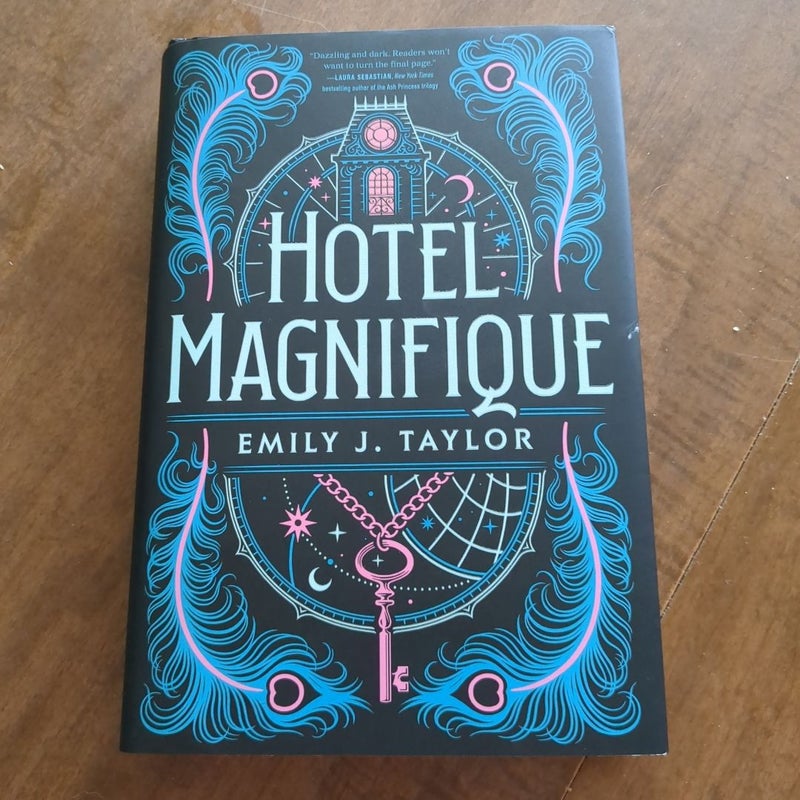 Hotel Magnifique