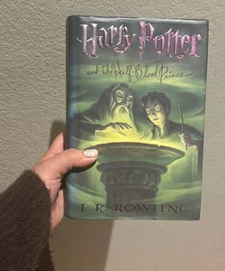 Harry Potter and the Half-Blood Prince (FIRST EDITION)