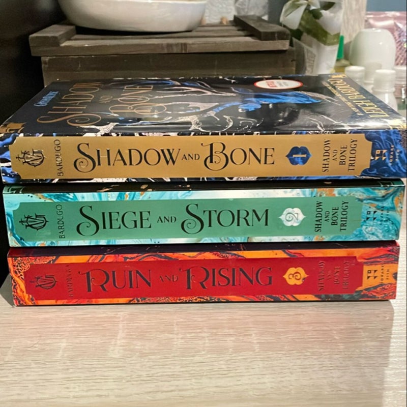 Shadow and Bone Trilogy!!