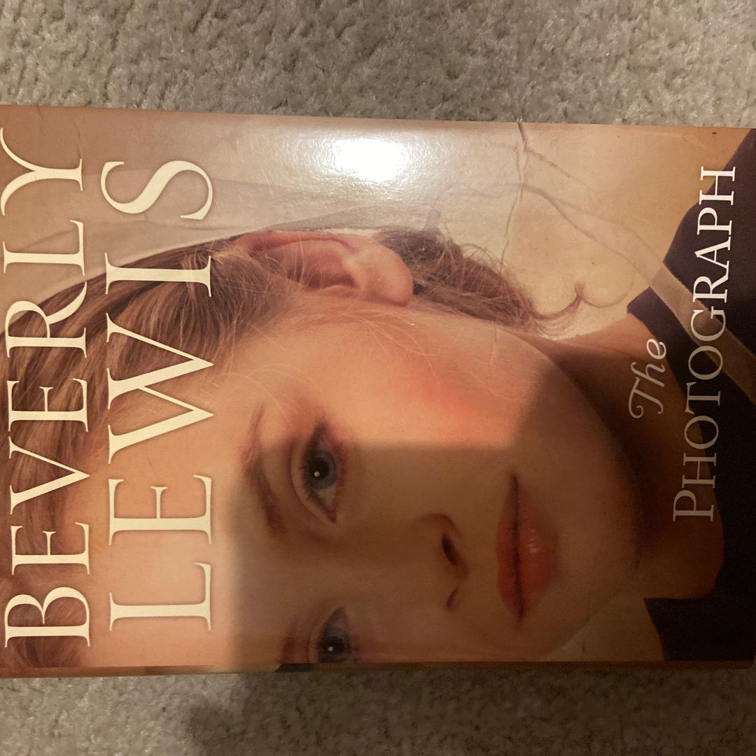 The Timepiece By Beverly Lewis – Paperback Amish Christian Romance In Very Good Condition