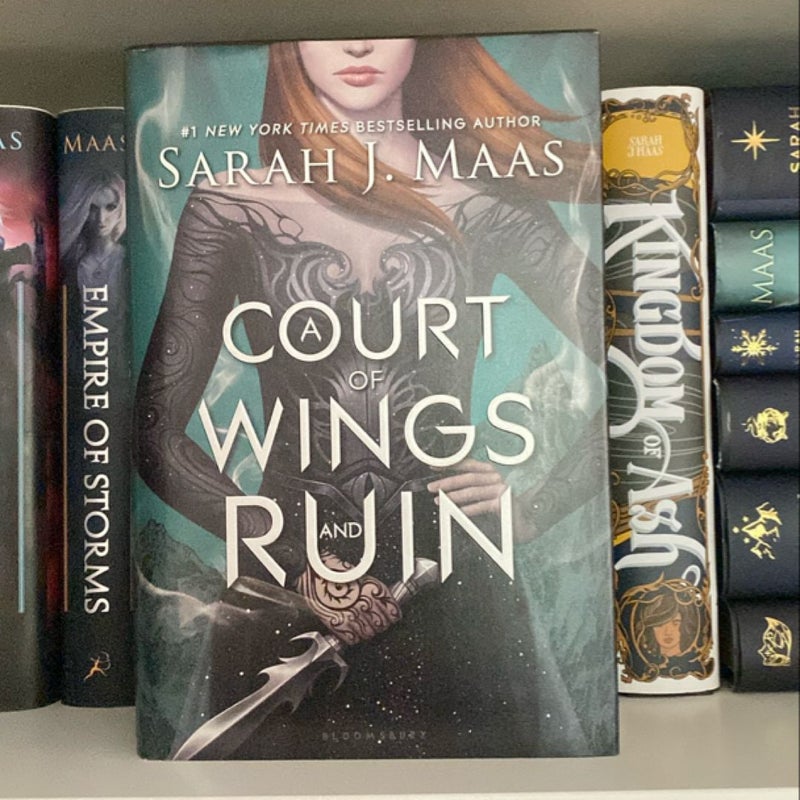 A Court of Wings and Ruin OOP