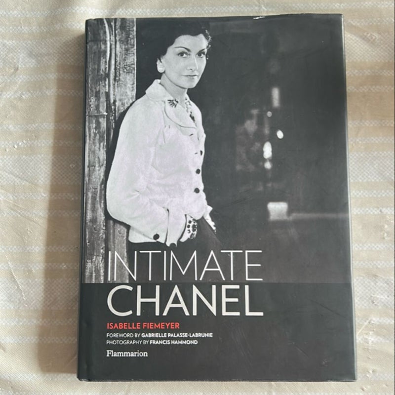 Intimate Chanel