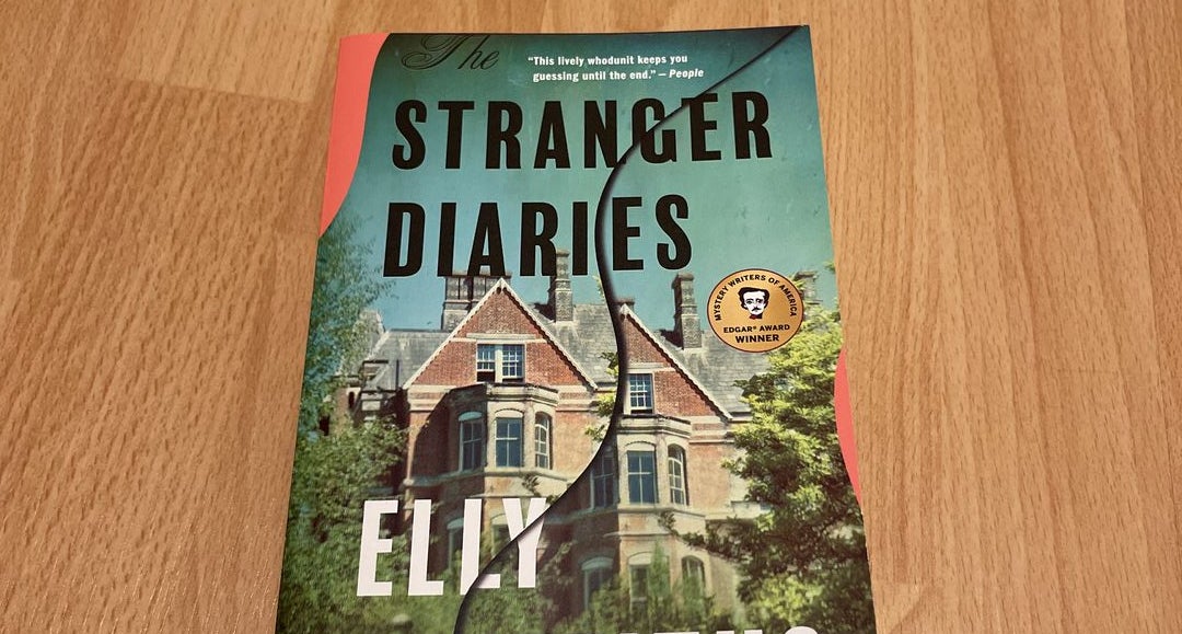 The Stranger Diaries: An Edgar Award Winner (Paperback)