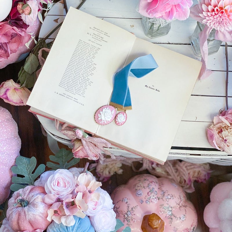 Pink Vintage Pollyanna First Edition Thus