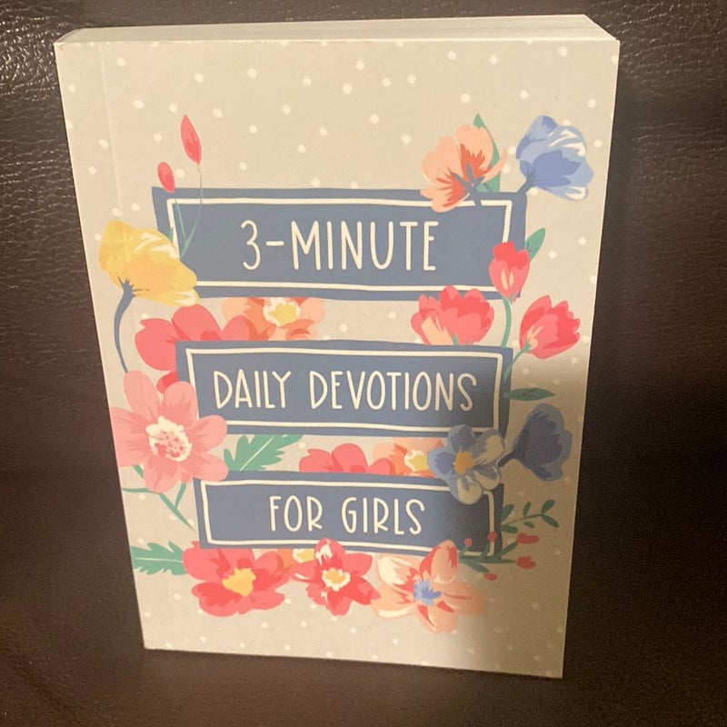 3-Minute Daily Devotions for Girls