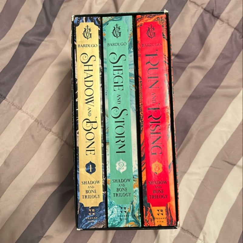 The Shadow and Bone Trilogy Boxed Set