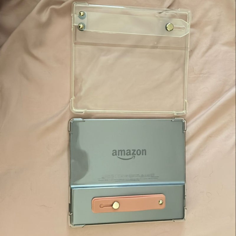 Kindle Oasis 9th Generation with 2 clear cases