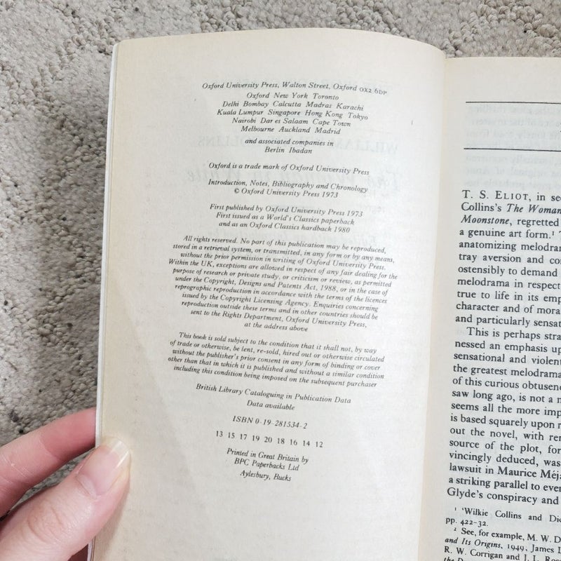 The Woman in White (Oxford World's Classics Edition, 1980)