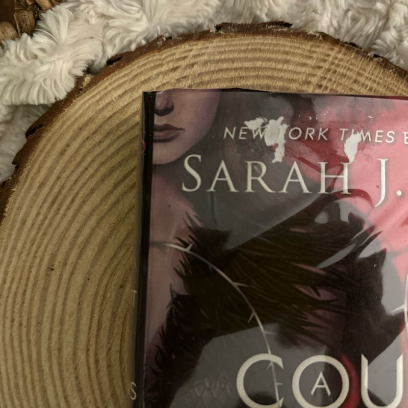 A court of thorns and roses 1st edition/1st print 