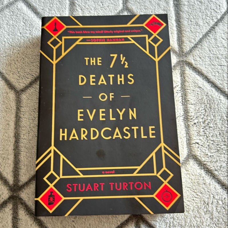 The 7½ Deaths of Evelyn Hardcastle