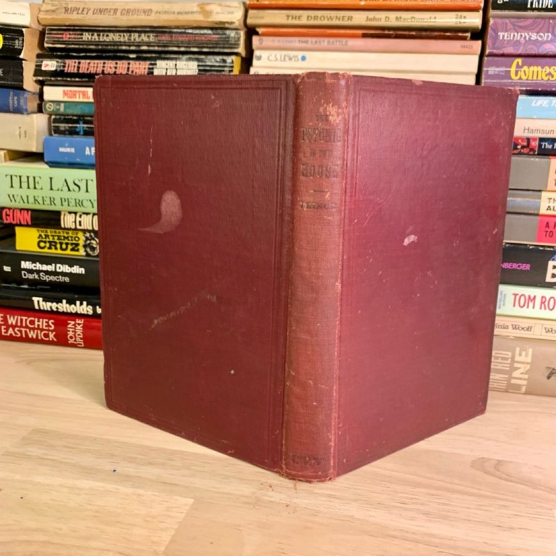 The Psychic in the House by , Hardcover | Pangobooks