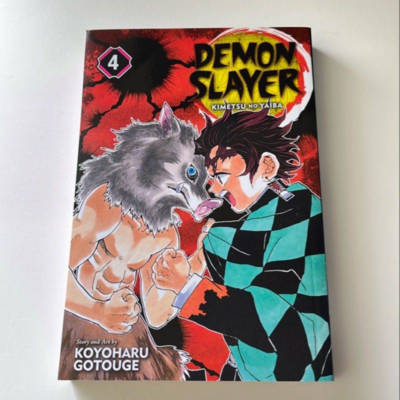 Demon Slayer: Kimetsu No Yaiba, Vol. 4