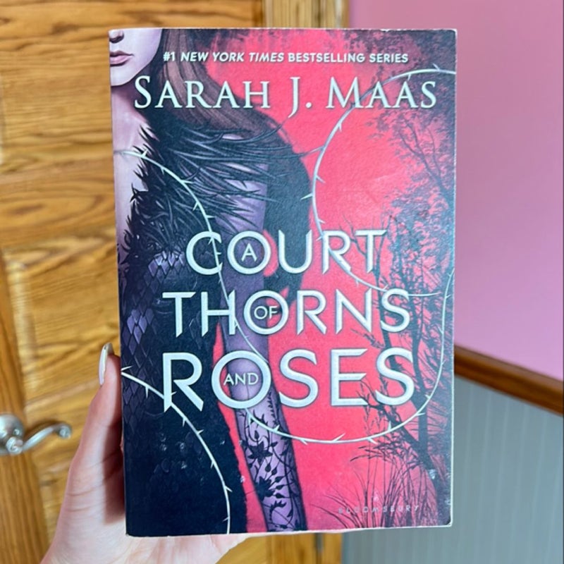 A Court of Thorns and Roses