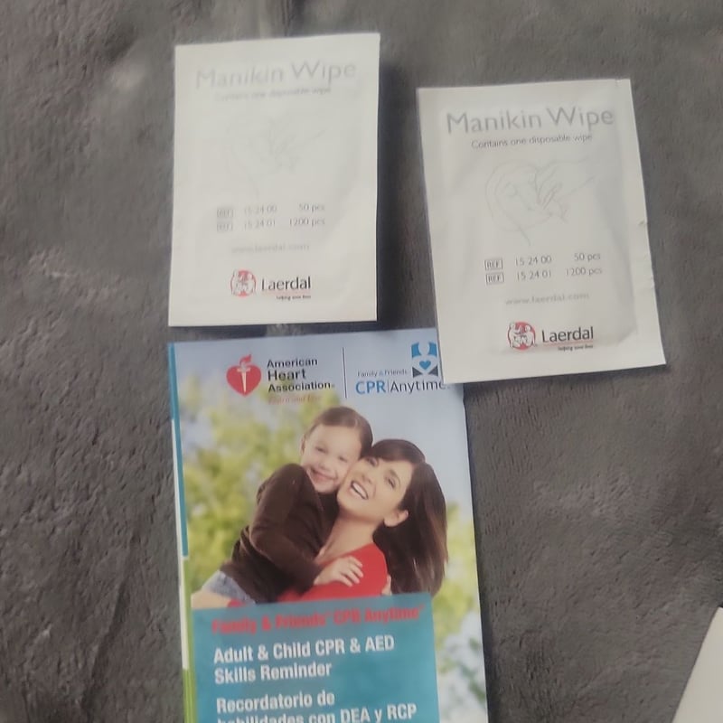 Family and Friends CPR Anytime Kit by American Heart Association Staff ...