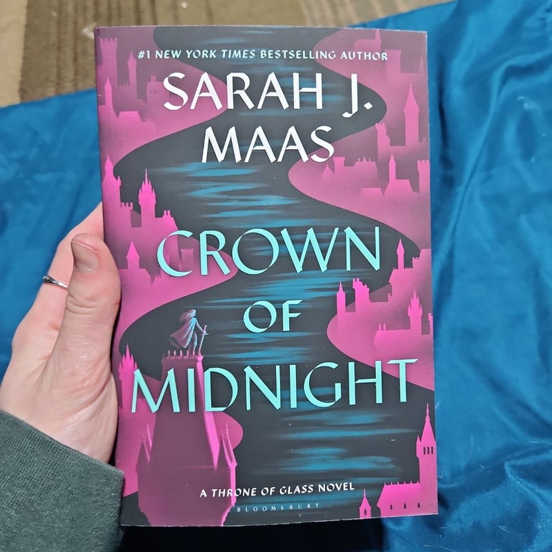 Crown of Midnight