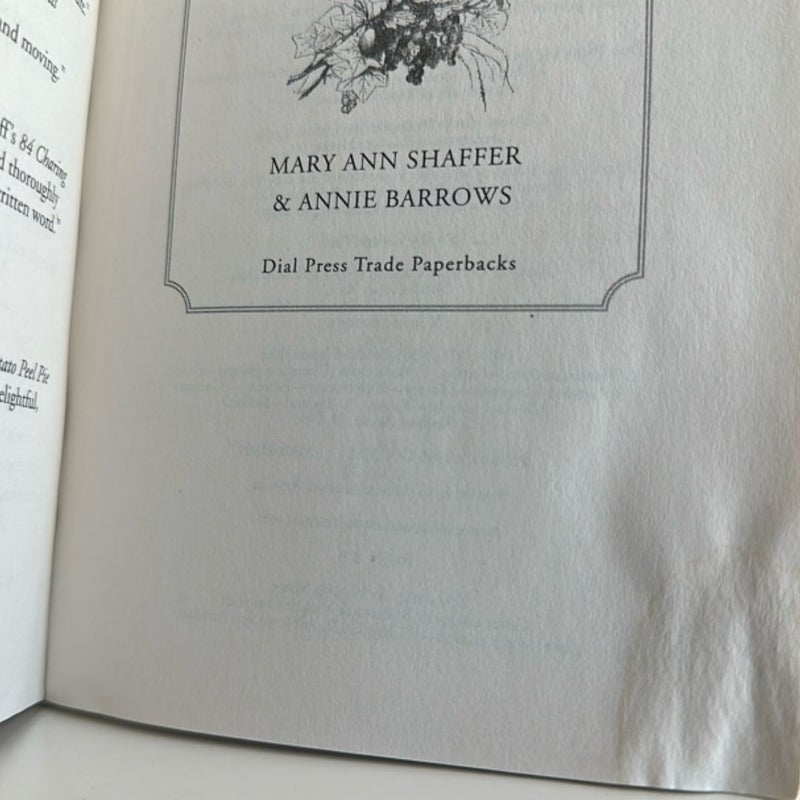 The Guernsey Literary and Potato Peel Pie Society