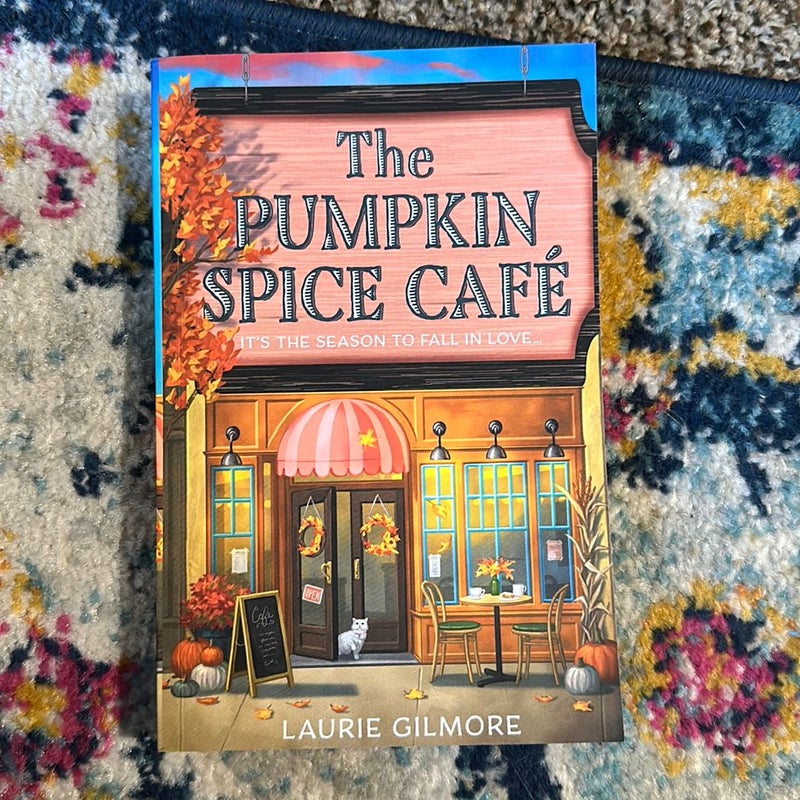 The Pumpkin Spice Café by Laurie Gilmore, Paperback Pangobooks
