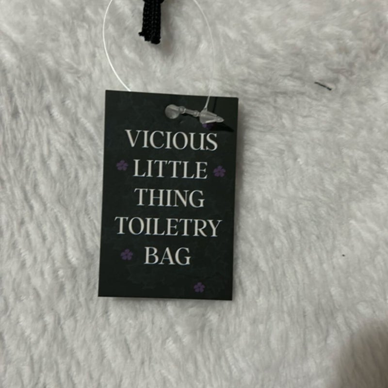 Powerless toiletry bag
