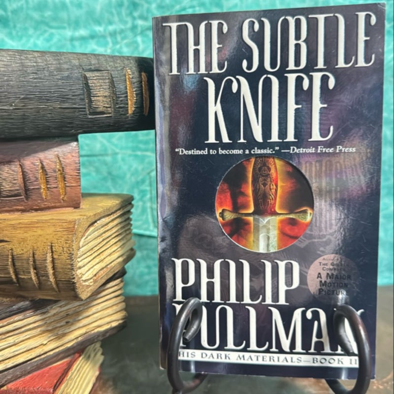 His Dark Materials: the Subtle Knife (Book 2)