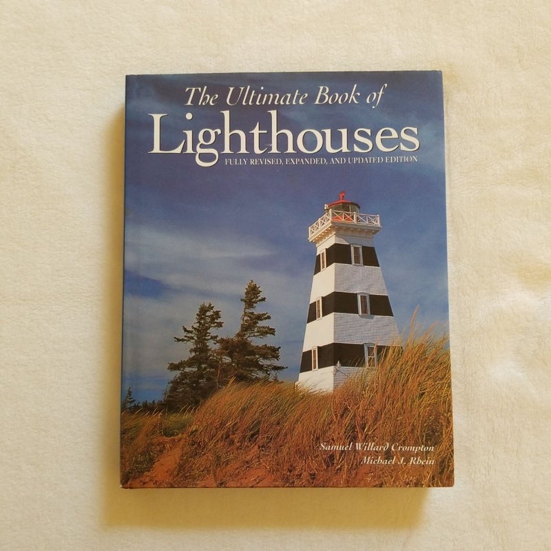 The Ultimate Book of Lighthouses