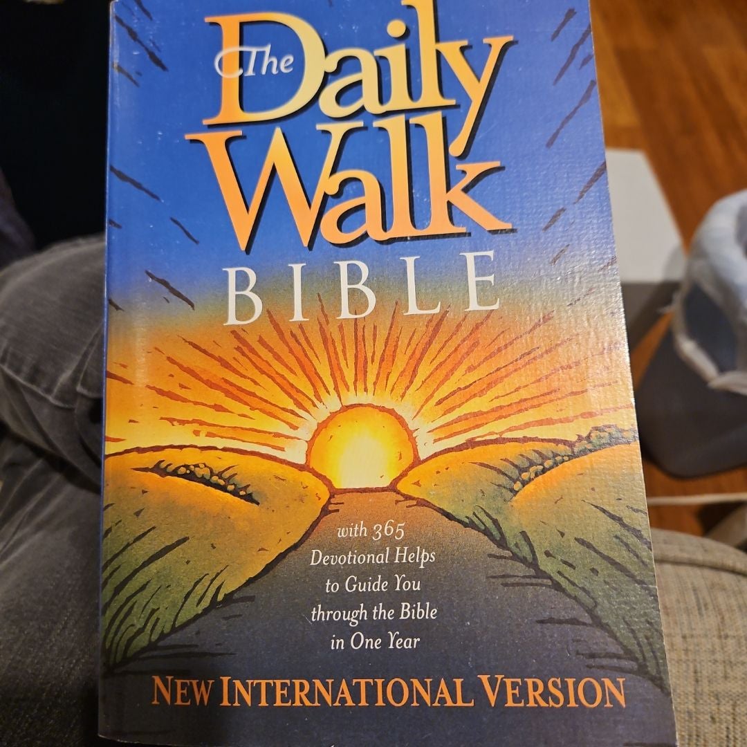 The Daily Walk Bible NIV