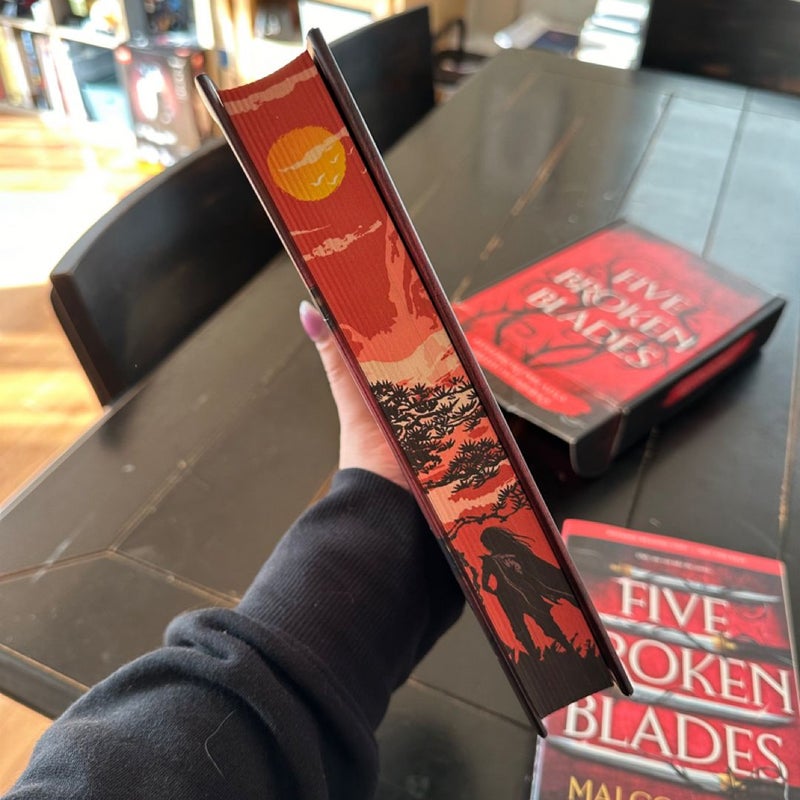 Five Broken Blades (Deluxe Edition) + ARC & ARC Box