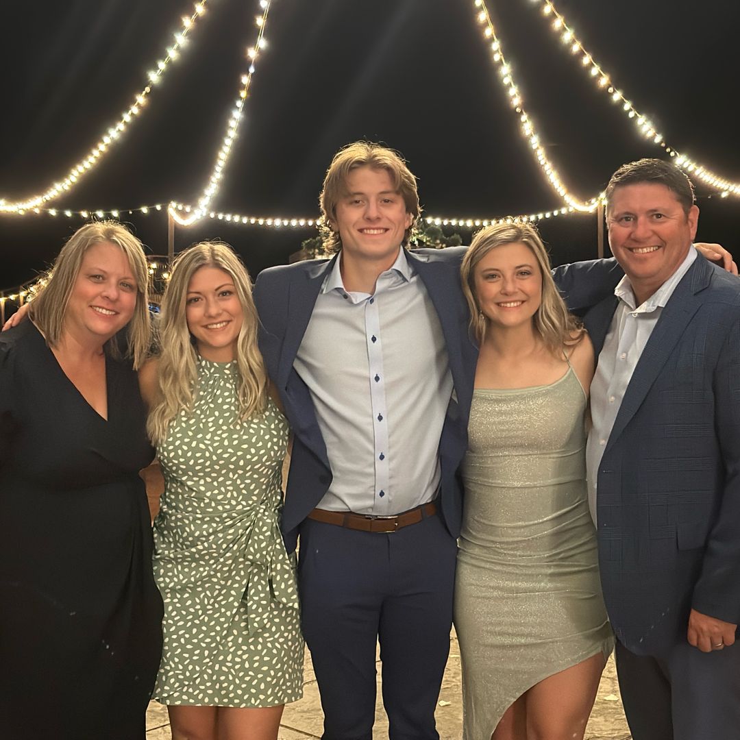 Sisterhood of the Traveling Books