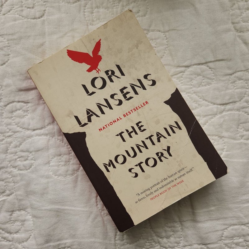 The Mountain Story by Lori Lansens, Paperback Pangobooks
