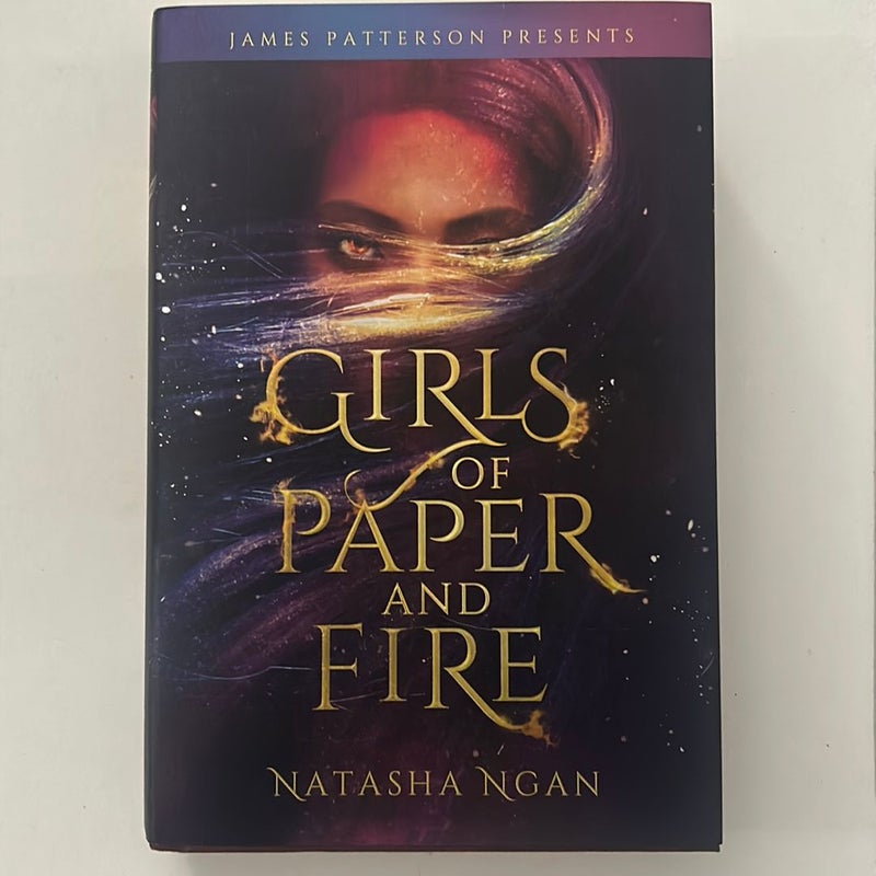 Girls of Paper and Fire (signed Owlcrate edition)