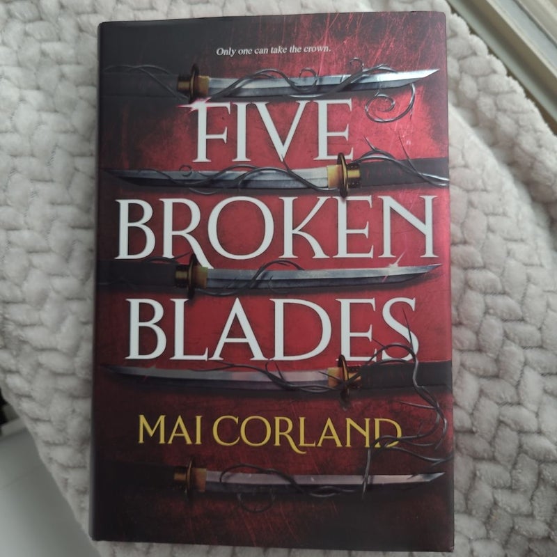 Five Broken Blades (Deluxe Limited Edition)