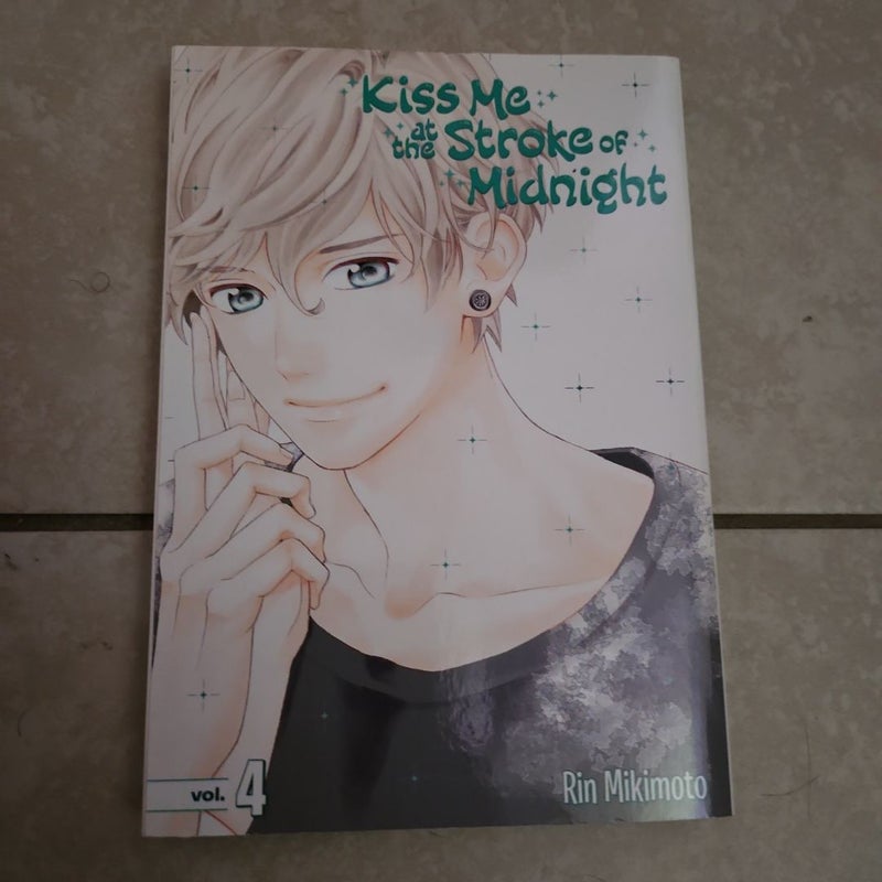 Kiss me at the stroke of Midnight 